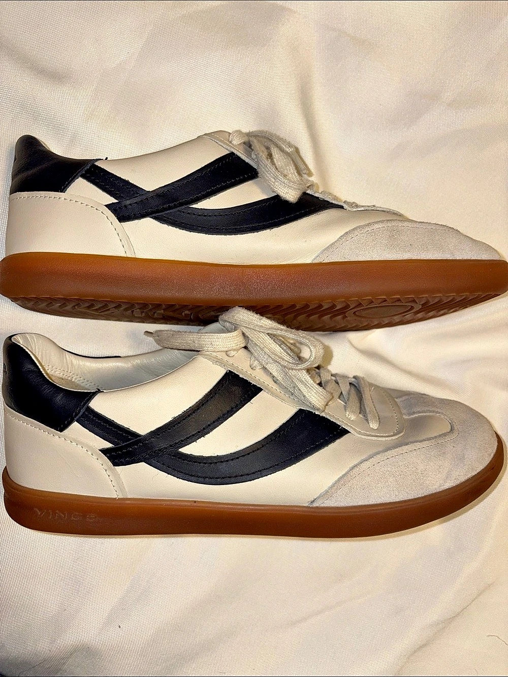 Vince Oasis Leather and Suede Sneaker Sneakers White & Black US 9.5